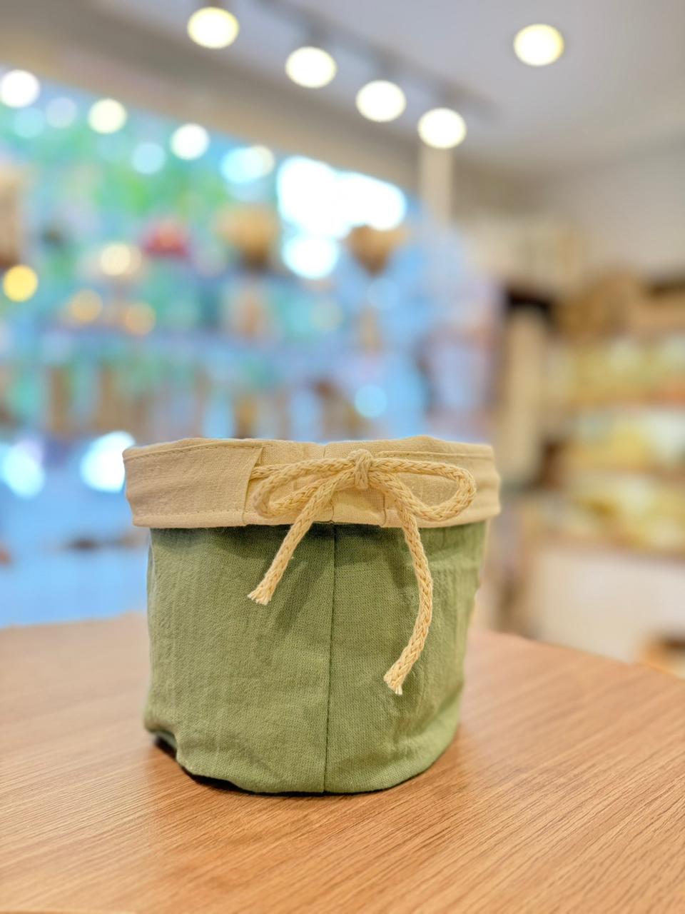 Contenedor de Tusor con Lazo Verde