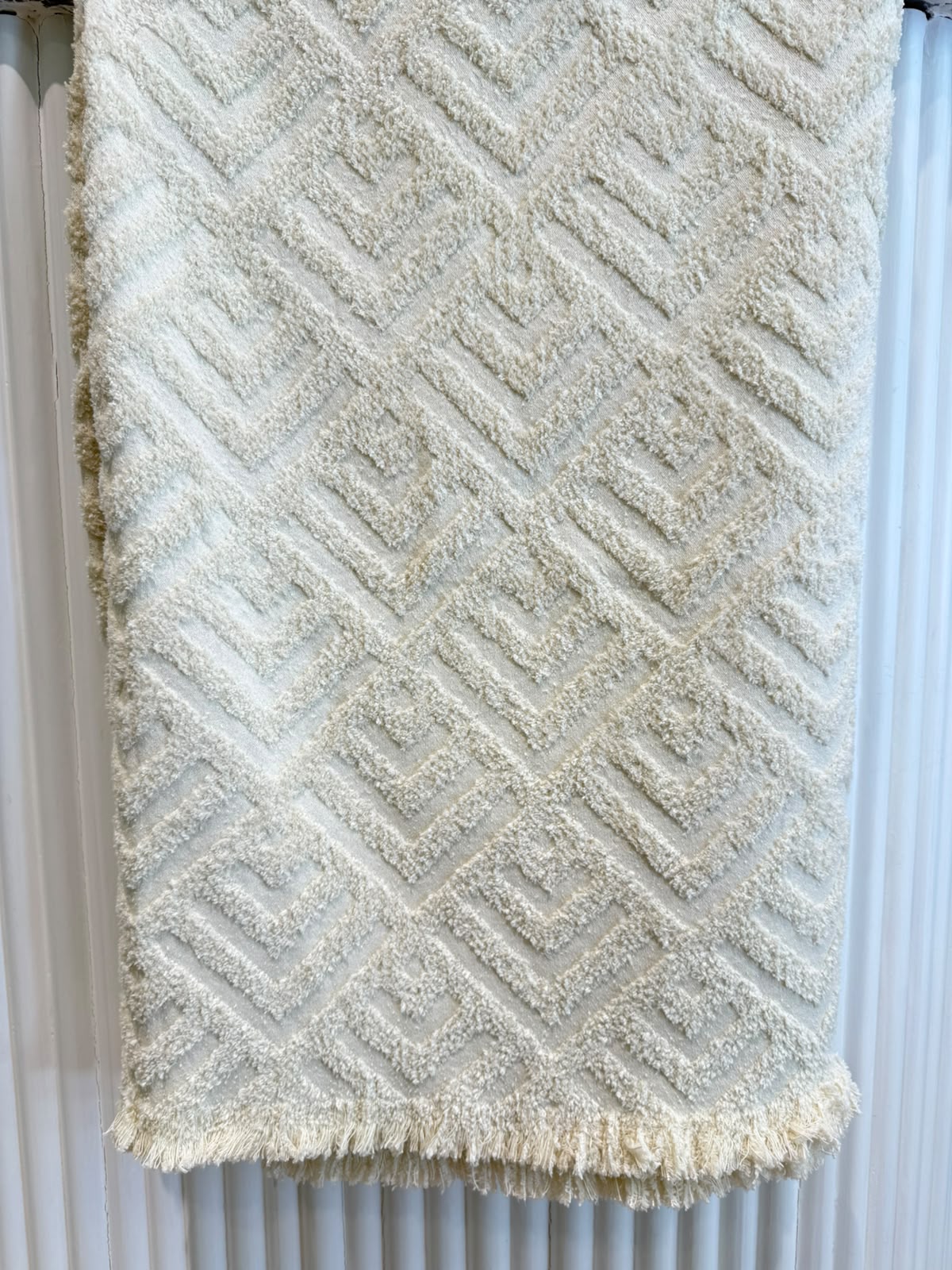 Manta / Pie de Cama 180x140